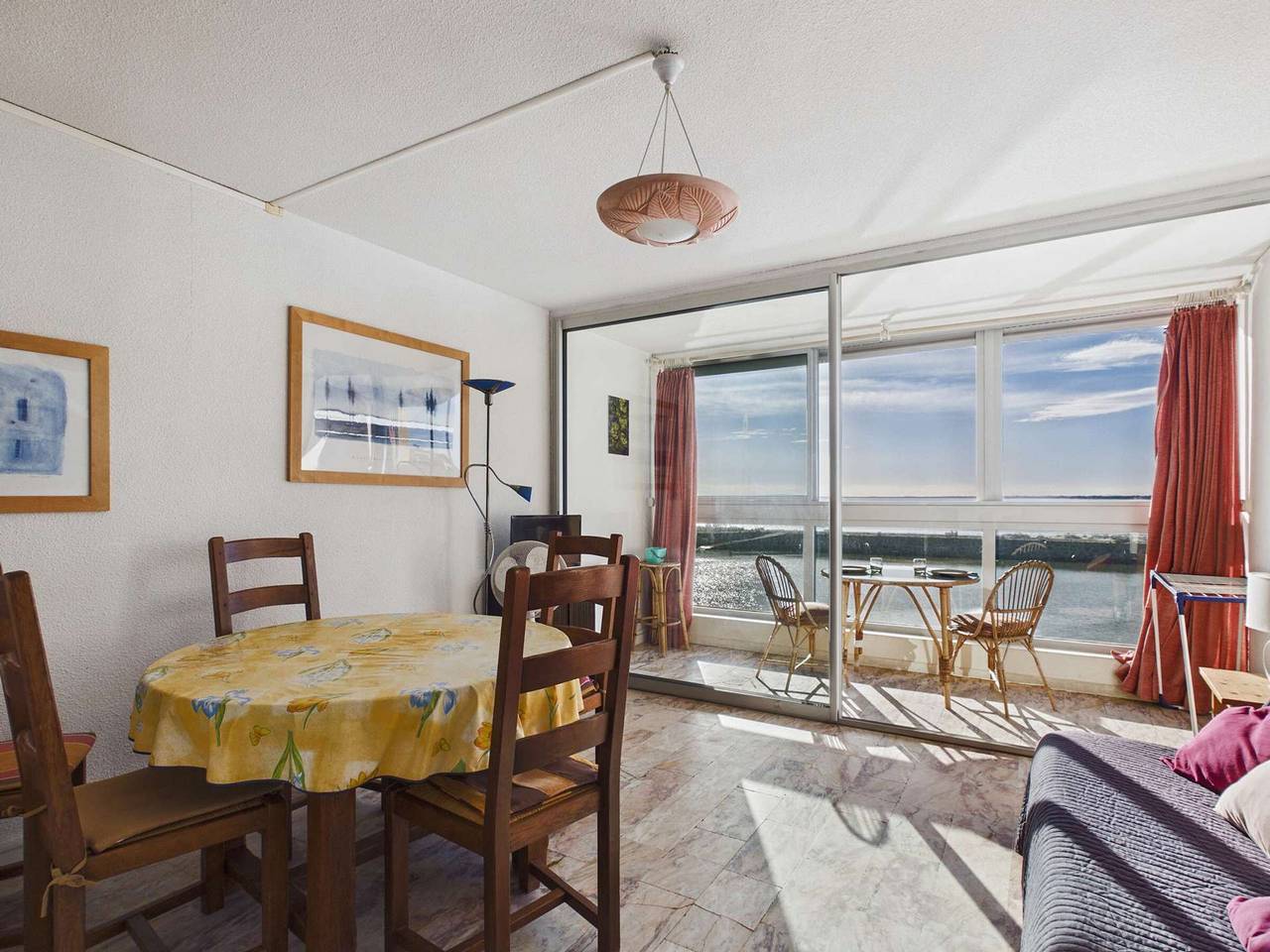 Ganze Wohnung, 2-Zimmer-Wohnung mit Terrasse, direkt am Meer zu vermieten in Grau d’Agde, Agde