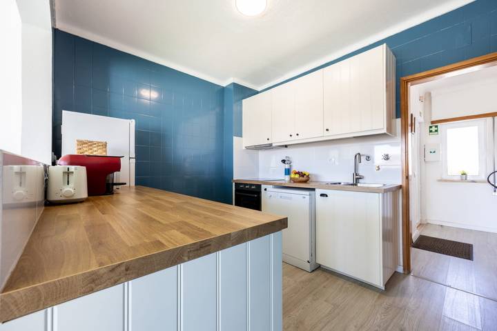 Gîte pour 7 personnes, avec balcon et piscine, adapté aux familles à Sagres - 4