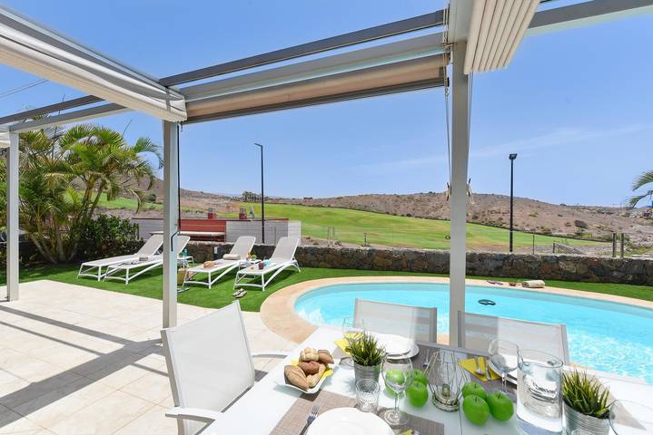 Vista Golf 10 Salobre by Villagrancanaria in Salobre, San Bartolomé de Tirajana
