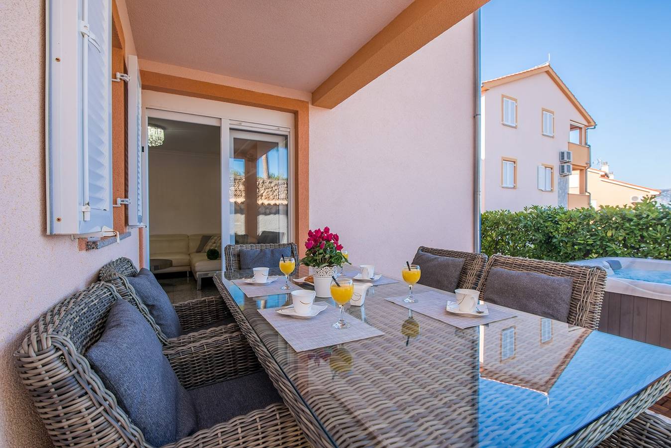Ganze Wohnung, Ferienwohnung für 5 Personen mit Garten in Klimno, Krk