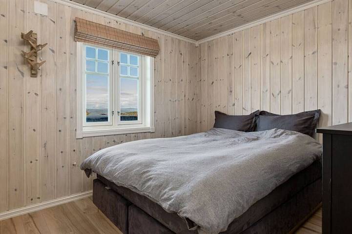 Spacious Family Cabin with Jacuzzi in Nord-Aurdal