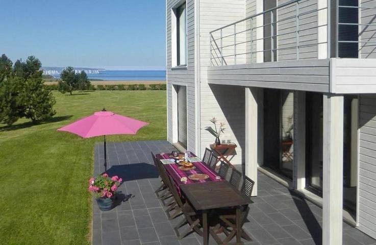 Location de vacances pour 2 personnes, avec Terrasse ainsi que Jardin et Vue à Berneval-le-Grand