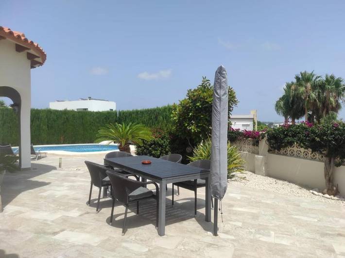Casa rural para 4 personas, con vistas además de jardín y piscina en Beniarbeig - 3