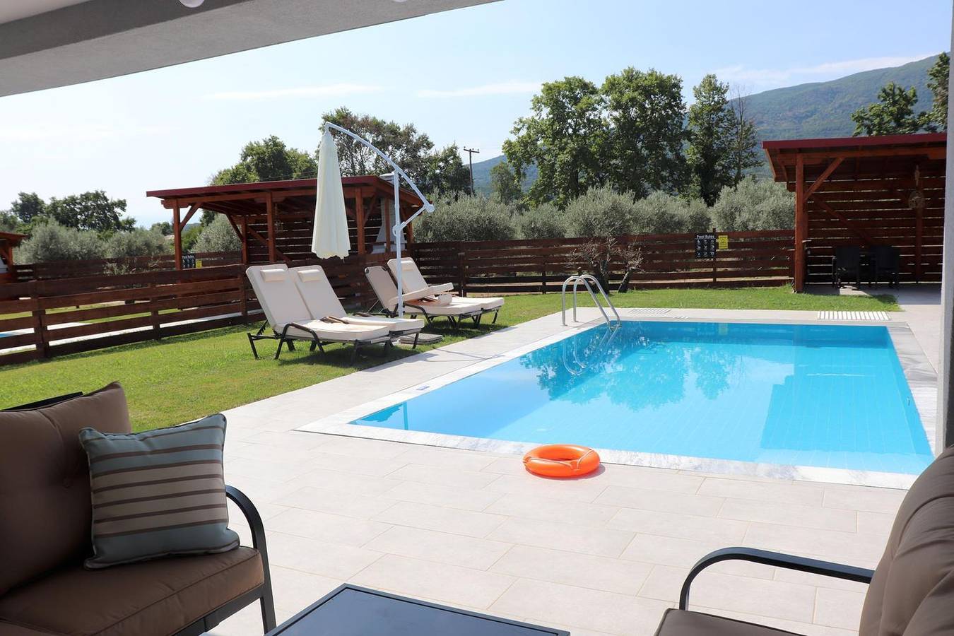 Kleine wunderschön gelegene Ferienanlage mit privaten Pools. in Nationalpark Olympos