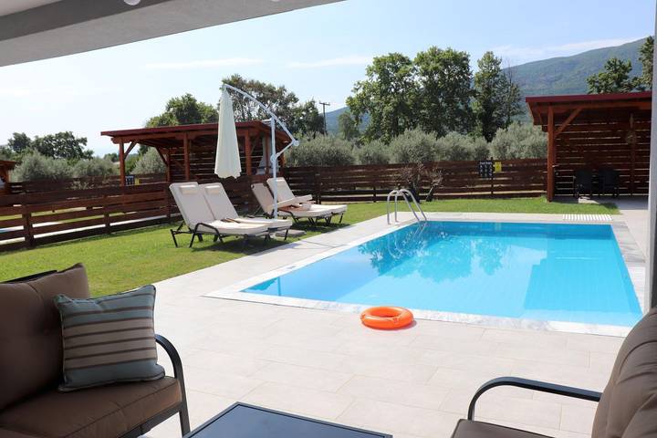 Ferienpark für 6 Personen, mit Garten und Ausblick sowie Pool in Griechenland - 3