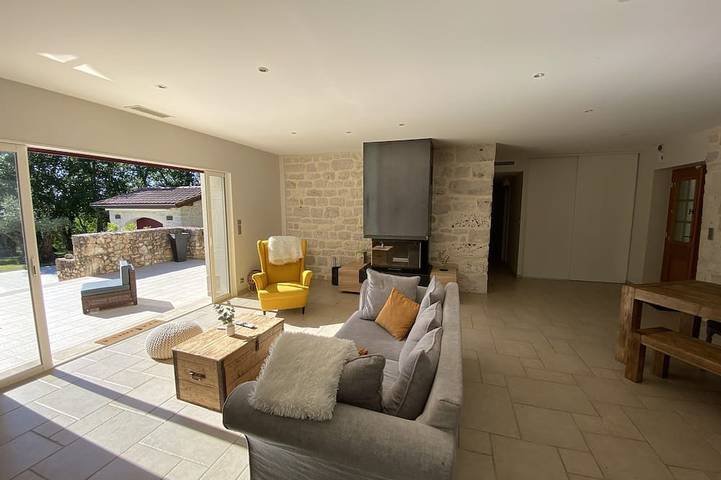 Location de vacances pour 8 personnes, avec terrasse et jardin à Caylus - 3