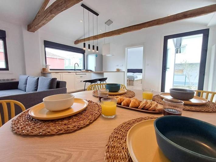 Chalet para 12 personas, con terraza y jardín en Comarca de Orense - 2