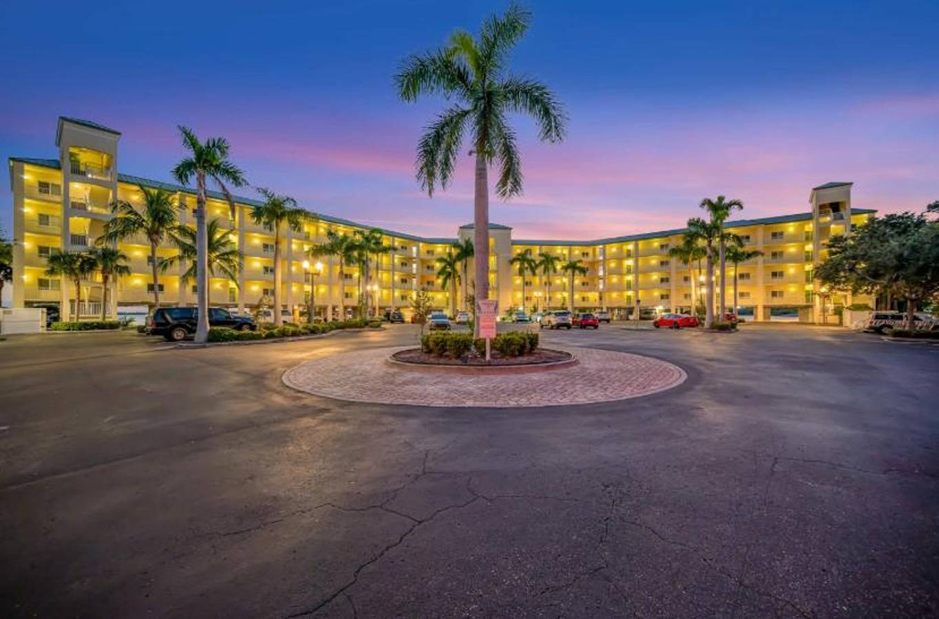 Apartamento entero, The Bayview  a quaint 1 1   balcony on the bay in Seminole, Pinellas County