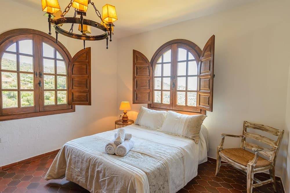 Sierra Tejeda - El Alcazar Alcaucín by Ruralidays in Alcaucín, Málaga Province