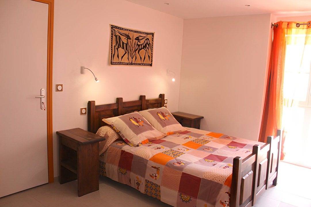 Chambres d'hôtes de la Fontaine - Chambre orange in Beauchery-Saint-Martin, Seine-et-Marne
