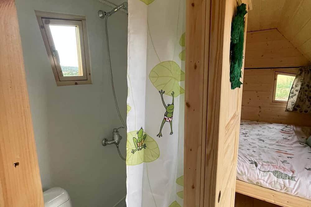 Cabane, Hébergement Insolite, Tout Confort Jusqu'à 3 Personnes in Vignot, Commercy region
