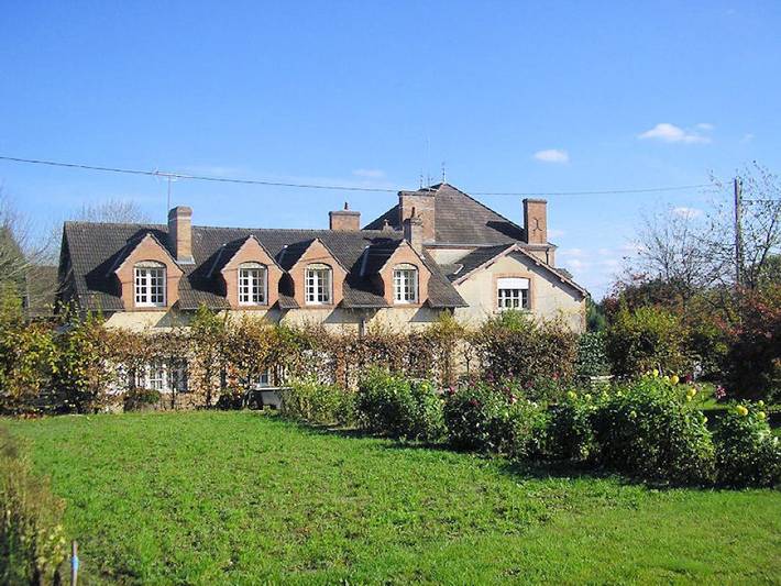 Gîte pour 20 personnes, avec Terrasse et Jardin