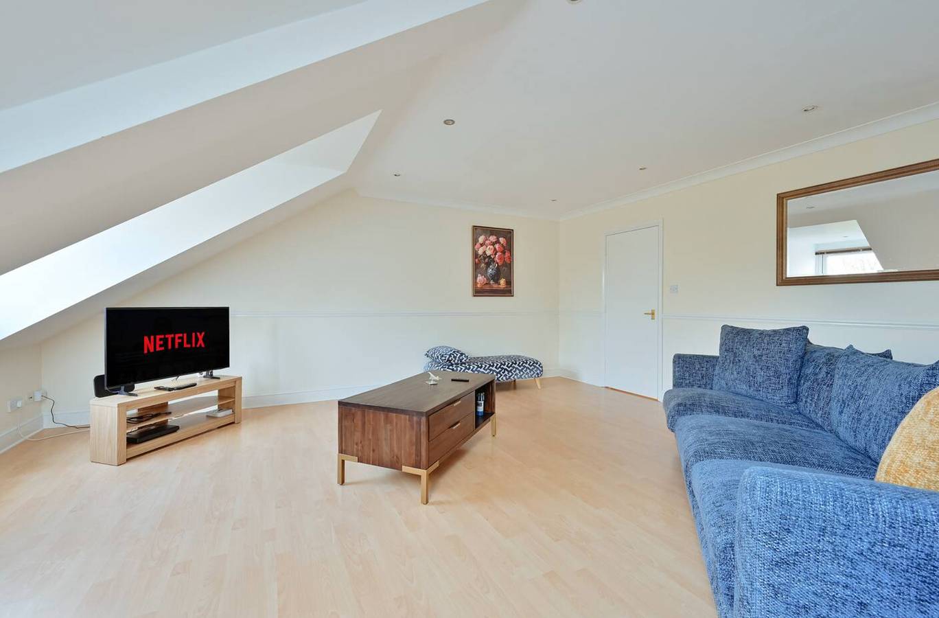 Ganze Ferienwohnung, Apartment - Sleeps3 - Close to Warner Bros Studios in Abbots Langley, Hertfordshire