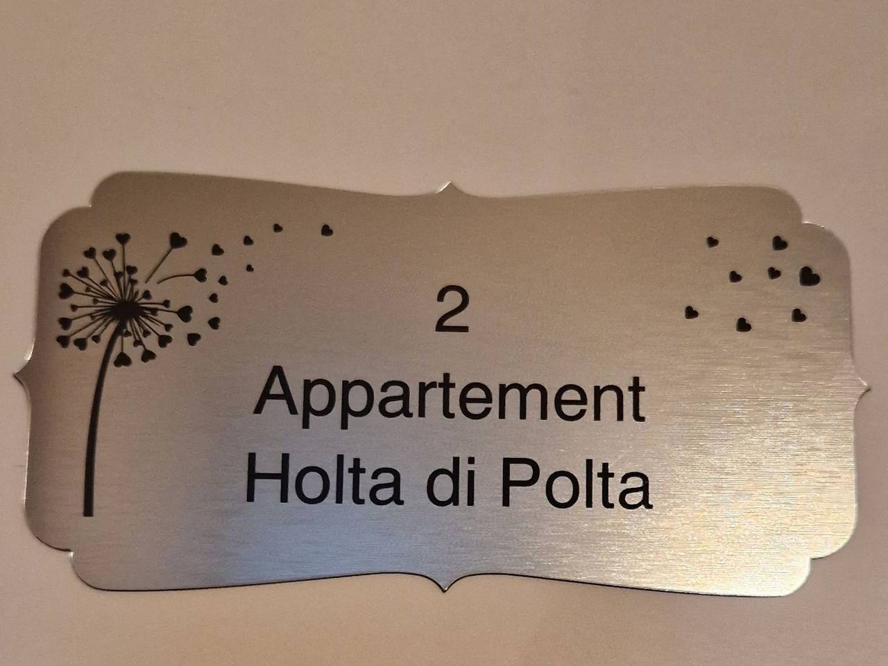 Ganze Ferienwohnung, Onkmangani Appartmenthaus Oelschläger Annett - Appartement Holta di Polta im Obergeschoss in Tollensesee, Burg Stargard