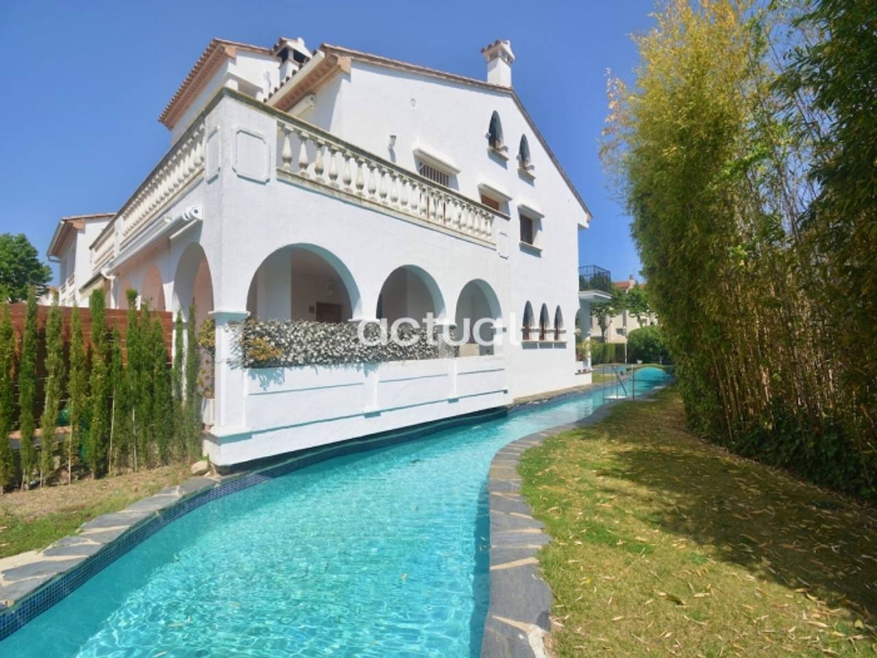 Gemütliches Reihenhaus, strandnah, Terrasse, Gemeinschaftspool, Wifi und Parkplatz in Platja d'Aro in Platja d'Aro, Costa Brava