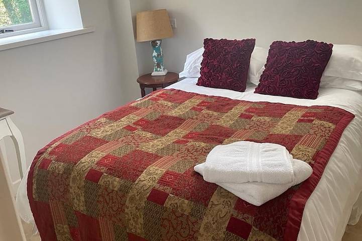 \"Hidden Gem\" Luxurious & Unique Cottage Nestled Pembrokeshire Coast National P in Pembrokeshire