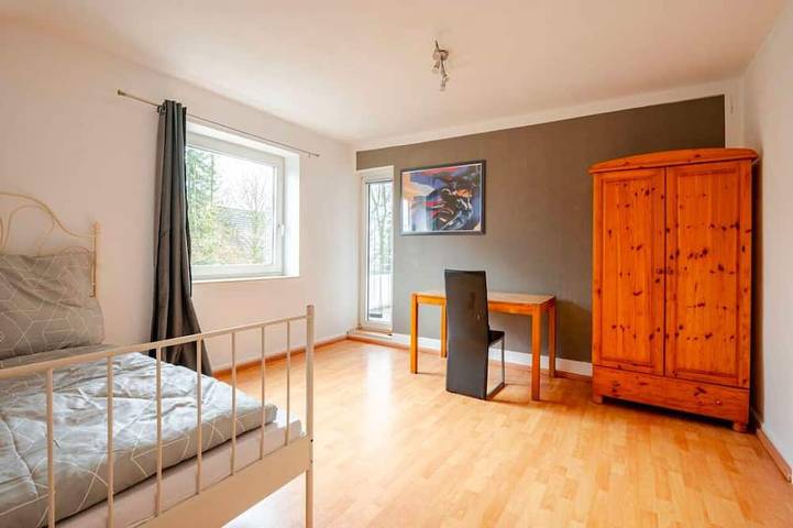 Ganze Wohnung, Sleep For Two Nähe Flughafen 10 min in Hamburg Schnelsen, Hamburg