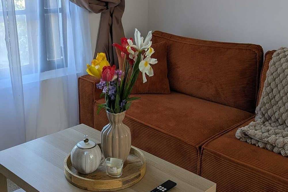 Maison de charme avec jardin – Paris 25 min in Verneuil-sur-Seine, Yvelines