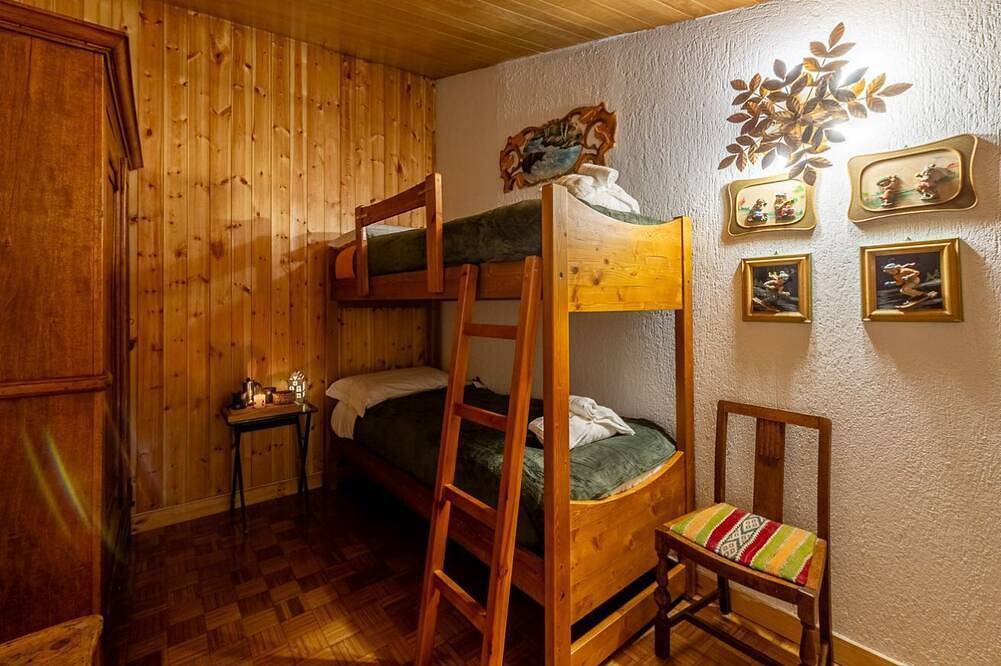 Casa Doretta - Mountain view, fireplace, and comfort in Larzey, Courmayeur