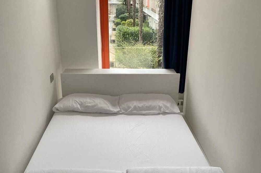 Beautiful terraced house with pool - right by the sea in Lido di Jesolo, Venedig Provinz