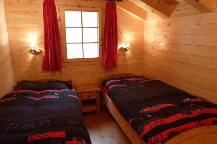 Chalet Le Murmure du Torrent, 40 Minuten zu Fuss vom berühmten Lac Bleu entfernt in Evolène, Walliser Alpen