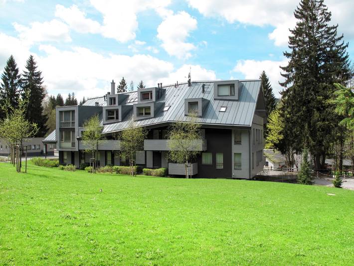 Ferienwohnung für 2 Personen, mit Balkon und Garten sowie Sauna in Nordböhmen