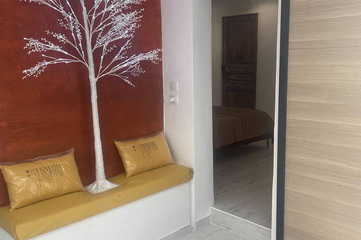 Gîte pour 4 personnes, avec jardin et terrasse dans Casino De Cassis - 4