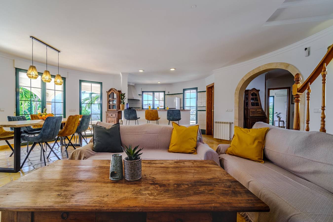Holiday Home 'Gran Villa En Jávea - Granadella' with Sea Views, Wi-Fi & Air Conditioning in Granadella, Jávea