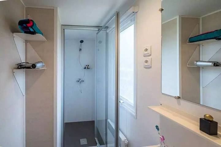 Camping pour 4 personnes à Saint-Georges-de-Didonne - 4