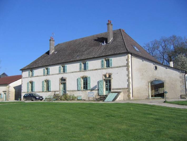 Chambre d’hôte pour 2 personnes, avec jardin ainsi que terrasse et vue dans Neufchâteau - 2