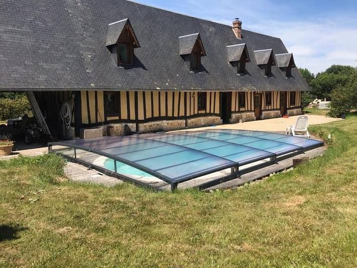 Villa pour 10 personnes, avec piscine ainsi que jardin et vue