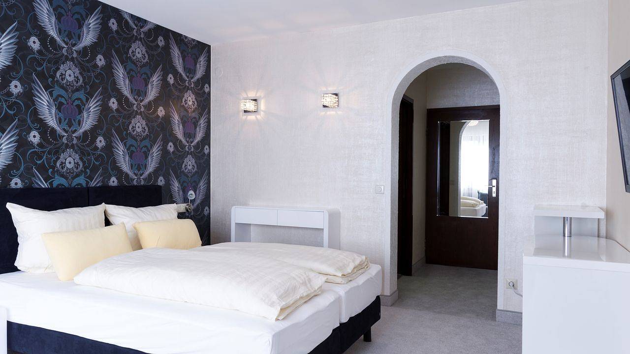 Doppelzimmer für 2 Personen in Friedrichshafen in Friedrichshafen, Region Bodensee-Oberschwaben