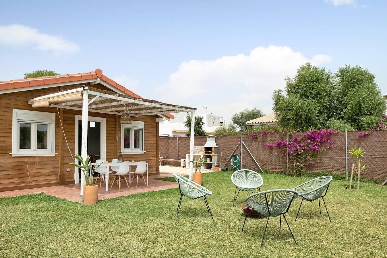 Chalet "Casa Maran" con piscina, Wi-Fi, jardín y terraza in Playa de Zahora, Barbate