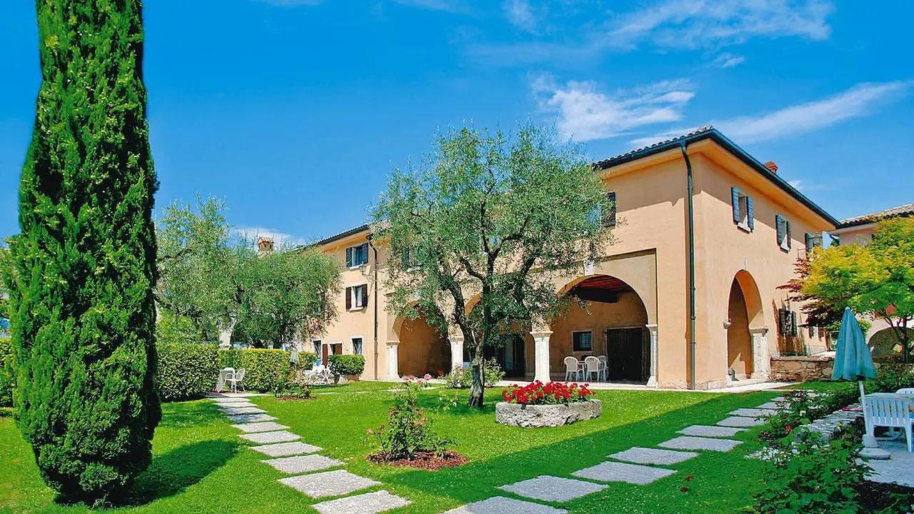 Appartement de vacances entier, Ferienwohnung für 4 Personen (43 m²) in Costermano in Costermano, Montagnes autour du lac de Garde