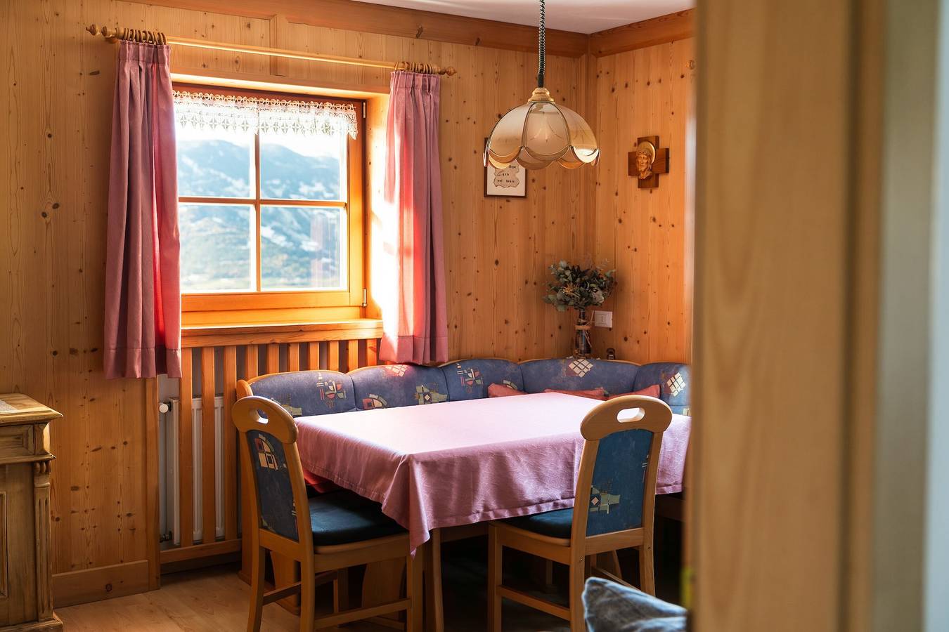 Appartamento intero, Appartamento Grafaierhof "Schwan" con vista sulle montagne in Castelrotto, Dolomiti Superski