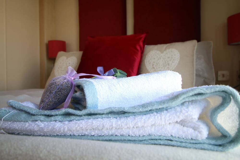 The Summer Lodge - Fleet Lagoon - Weymouth, Dorset in Weymouth, Dorset