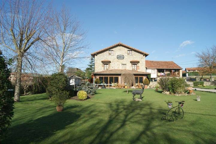 Casa rural para 2 personas, con jardín, Familias con niños en Santillana del Mar