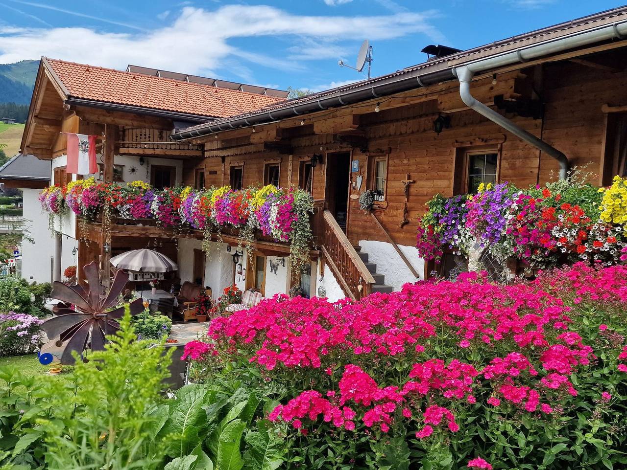 Ferienwohnung Badhaus - Doppelzimmer Karwendel in Achenkirch, Brandenberger Alpen