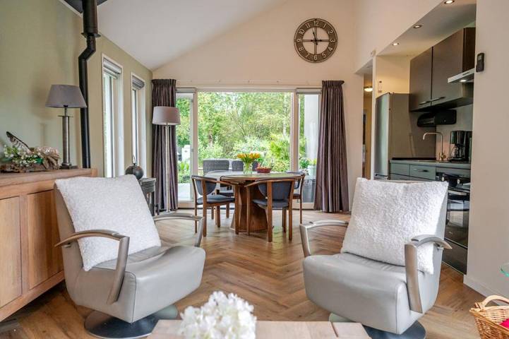 Vakantiehuis voor 4 personen, met Terras en Zwembad in Spier