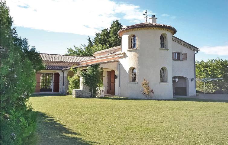 Ferienhaus für 12 Personen, mit Pool und Garten sowie Terrasse - 1