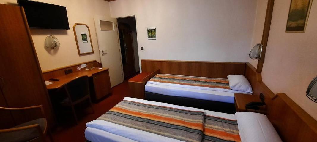 Hotel für 3 Personen in Lichterfelde Berlin - 4