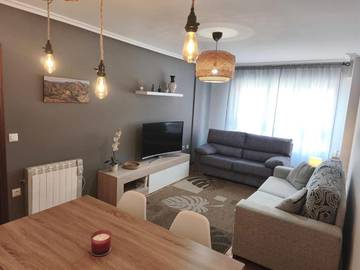 Gîte pour 4 personnes, avec terrasse dans Pola de Siero