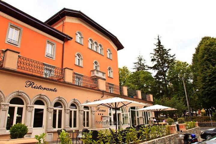 Hôtel pour 2 personnes, avec Terrasse à Borgo Val di Taro