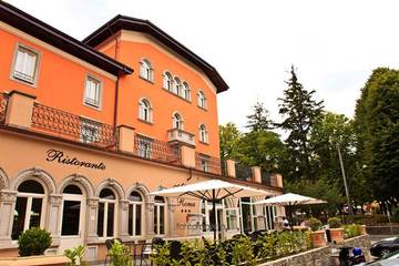 Hôtel pour 2 personnes, avec terrasse, animaux acceptés à Borgo Val di Taro