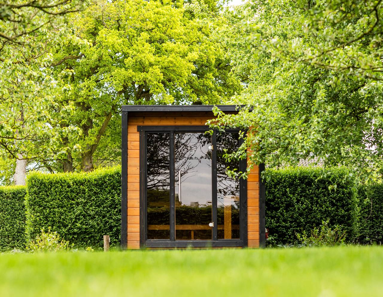 Landgoed Oud Beekdal — Farmstead with private pool | 18 persons in Hoge Veluwe