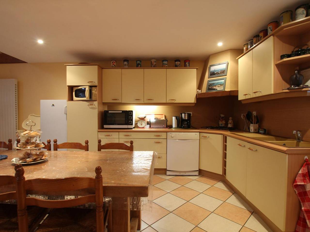 Geräumiger Komfort in Ver mit Kamin und Grill in Ver, Coutances und Umgebung