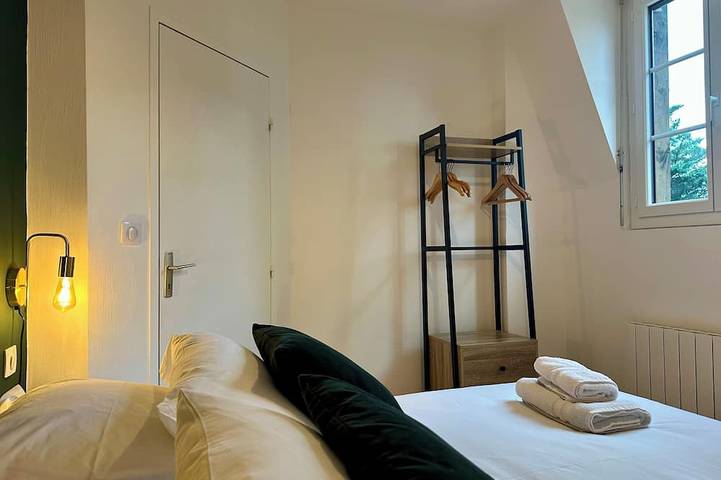 Apartamento entero, Casa Mialet - Petit Écrin de Douceur au cœur de Brive in Brive-la-Gaillarde, Brive-la-Gaillarde region