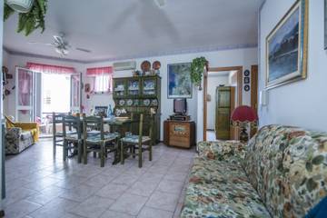 Gîte pour 6 personnes, avec balcon à Bosa Marina