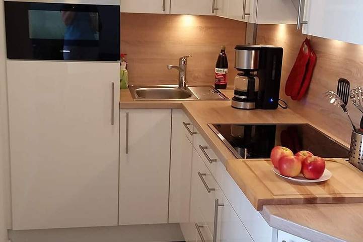Ferienwohnung für 4 Personen, mit Balkon und Pool - 1
