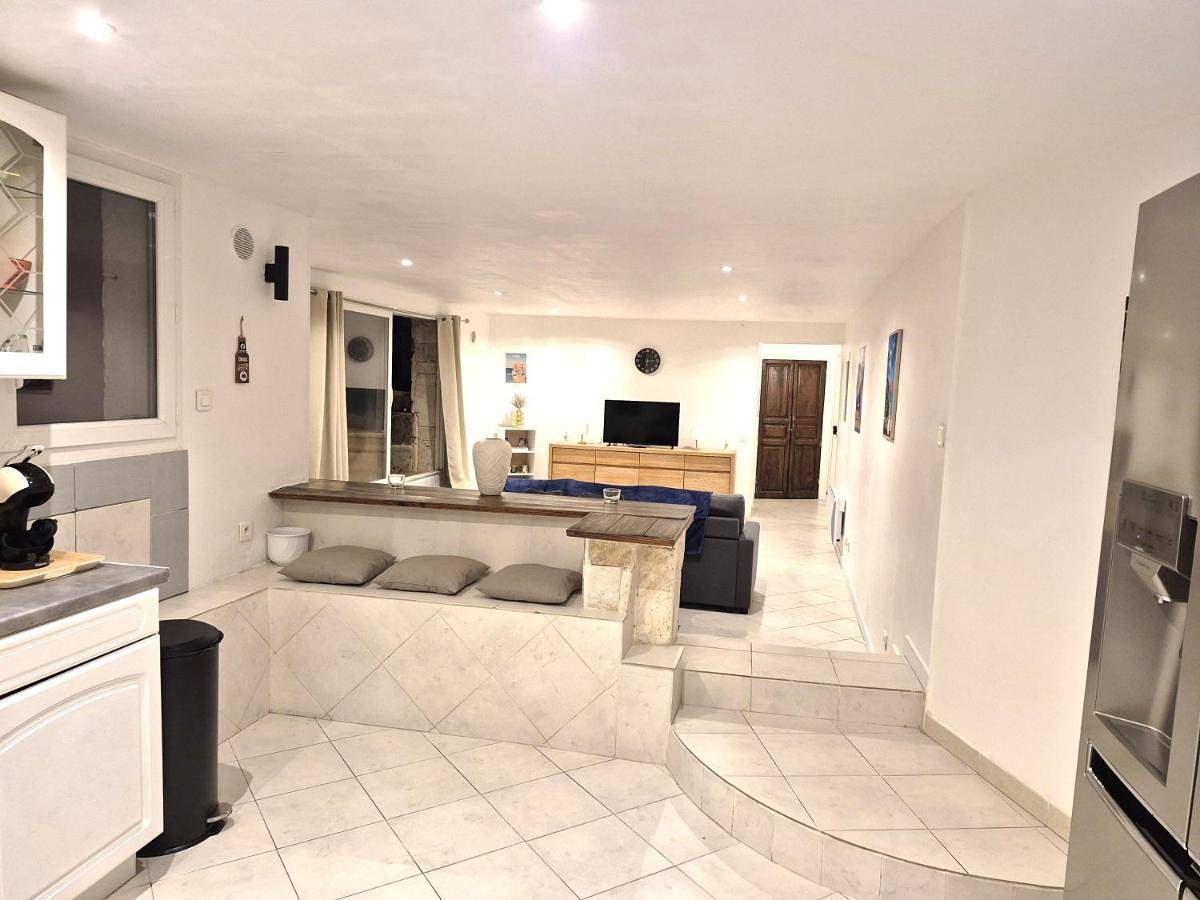 Appartement entier, Two-Bedroom Apartment in Furiani, Cap Corse